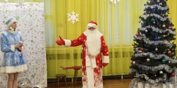 Праздник "Под Новый год, как в сказке, полным – полно чудес"
